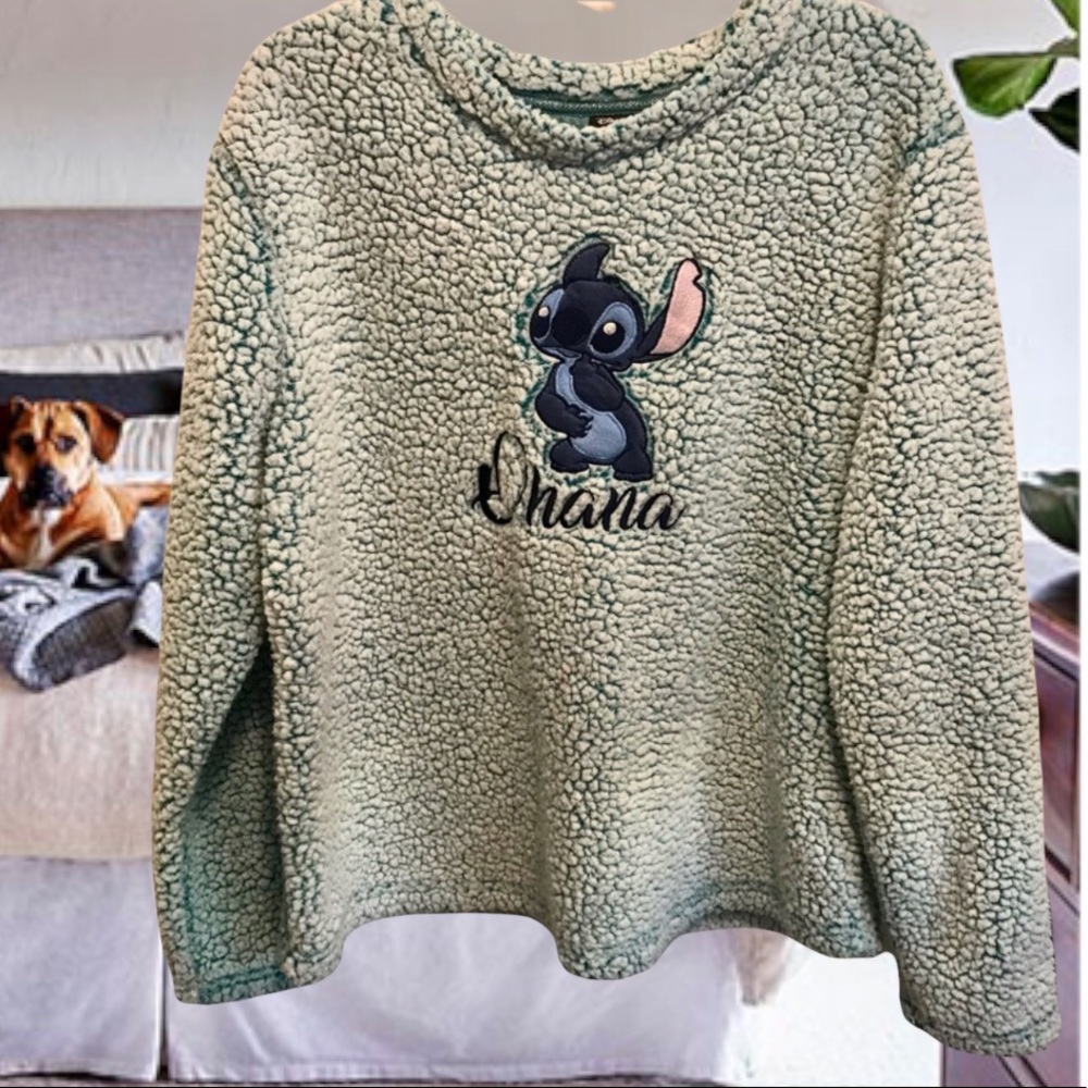 Disney Stitch Ohana Sleep Sherpa top size XL - Picture 3 of 7